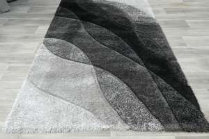 Abstract Wave Monochrome Shaggy California Rug