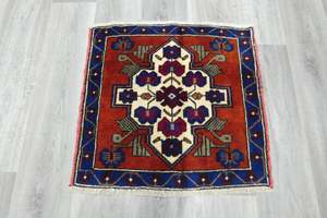 Vintage Hand Knotted Anatolian Turkish Square  Rug Size: 65 x 68cm
