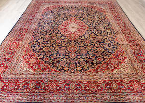 Persian Carpets Nz: Vintage Isfahan Hand-Knotted Wool Persian Rug (Size: 285 X 390 CM)
