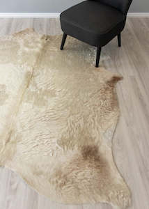 Champagne Cowhides: Champagne Cowhide Rug (Size: 200 X 190 CM)