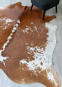 Salt Pepper Cowhides: Salt Pepper Brown & White Cowhide Rug (Size: 230 X 210 CM) CHR1901