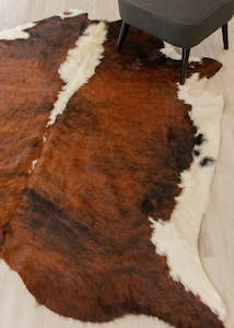 White Spine Belly Brindle Cowhide Rugs: Dark White Spine Belly Brindle Cowhide Rug (Size: 210 X 180 CM) CHR1895