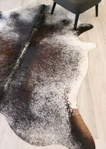 Tri Color Cowhide Rugs: Salt Pepper Tri-Color Cowhide Rug (Size: 230 X 200 CM) CHR2146