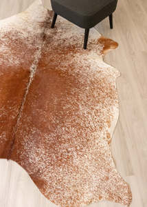 Salt Pepper Cowhides: Salt Pepper Brown & White Cowhide Rug (Size: 240 X 180 CM) CHR2252
