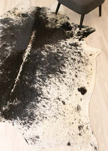 Salt Pepper Black & White Cowhide Rug (Size: 230 X 200 CM) CHR2238