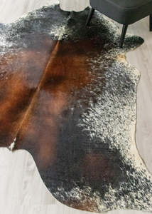 Salt Pepper Tri-Color Cowhide Rug (Size: 240 X 200 CM) CHR2311