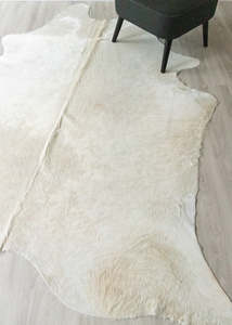 (Rare) Off White Cowhide Rug (Size: 250 X 200 CM) CHR2024