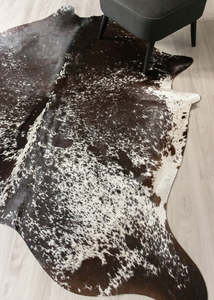 Tri Color Cowhide Rugs: (Rare) Salt Pepper Tri-Color Cowhide Rug (Size: 220 X 210 CM) CHR2435
