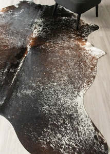 Tri Color Cowhide Rugs: (Rare) Salt Pepper Tri-Color Cowhide Rug (Size: 260 X 210 CM) CHR2425
