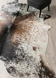 Tri Color Cowhide Rugs: (Rare) Salt Pepper Tri-Color Cowhide Rug (Size: 270 X 220 CM) CHR2419