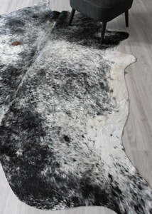 Salt Pepper Cowhides: Salt Pepper Black & White Cowhide Rug (Size: 270 X 230 CM) CHR2426