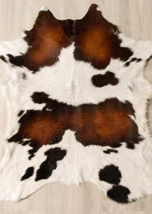 Calf Skin Rugs: Calfskin - Reddish (Size: 110 X 90 CM) CS650
