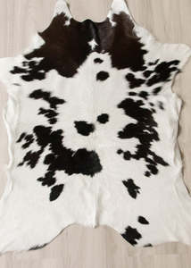Calfskin - Black/White (Size: 100 X 90 CM) CS646