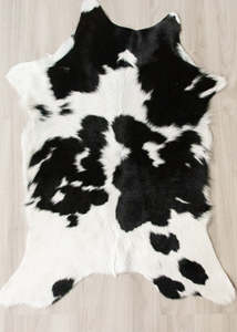 Calf Skin Rugs: Calfskin - Black/White (Size: 110 X 90 CM) CS645