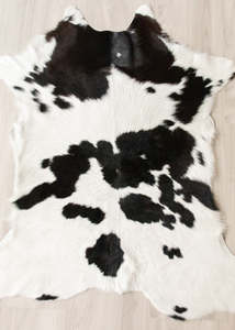 Calf Skin Rugs: Calfskin - Black/White (Size: 110 X 90 CM) CS644