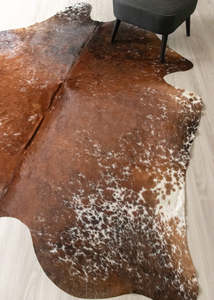 Cowhide Rugs Nz: (Rare) Salt Pepper Tri-Color Cowhide Rug (Size: 260 X 220 CM) CHR2651