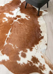 Cowhide Rugs Nz: Brown And White Cowhide Rug (Size: 240 X 210 CM) CHR2647