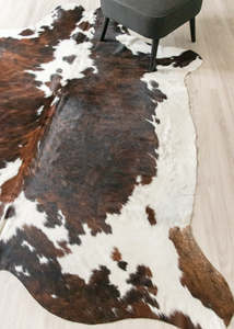 Exotic Tricolor Cowhide Rug (Size: 250 X 220 CM) CHR2633