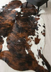 Exotic Tricolor Cowhide Rug (Size: 230 X 200 CM) CHR2629