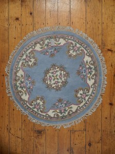 Aubusson 4ft circle Blue/Ivory c510a