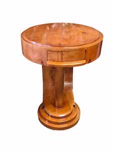 Art Deco: Art deco Burr Walnut Table