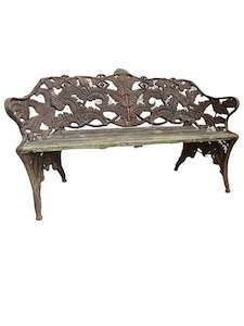 Cast Iron: FERN CAST IRON BENCH 90 KG