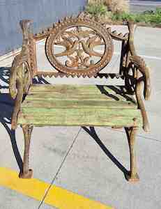 CAST IRON LOVE BIRDS BENCH