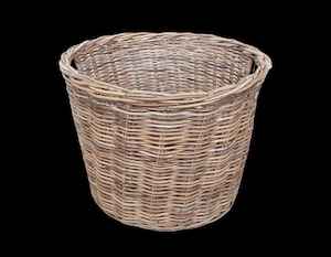 Rattan Wicker Furniture: Round Natrual Rattan Basket (LARGE)