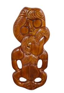 Maori New Zealand: Large Maori Carving