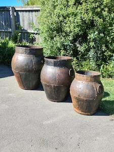 Garden And Outdoors: VINTAGE INDIAN IRON URNS