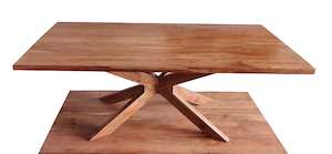 Dining Tables: BALTIMORE DINING TABLE