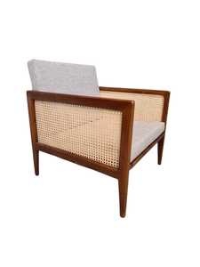 MANTINI MID CENTURY ARMCHAIR