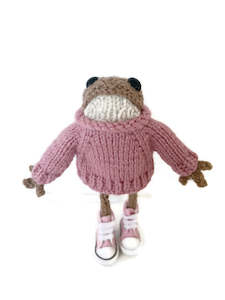 Frank The Frog: Hamilton Frog - brown knitted frog with sweater