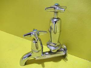 Vintage Chrome Kowhai Double Cold/Hot Laundry Tap   170H x 150D x 65W