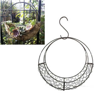 Outdoor Garden Accessories: Rustic Iron Wire Wreath Frame Hanging Planter Moon Shape Succulent Pot Metal Plant Holder for Succulents Herbs Small Plants