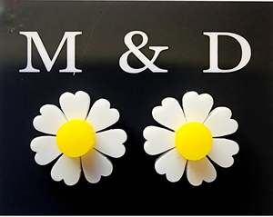 M and D Jewellery - White/Yellow