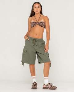 Womens: River Low Rise Baggy Cargo Short