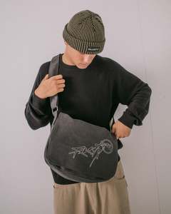 Hoodus Messenger Bag