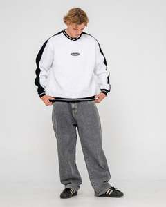 Mens Tops: Vengeance V Neck Fleece