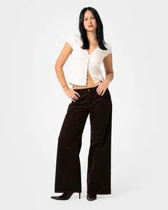 Womens Bottoms: Hollie Low Rise Wide Carpenter Pant