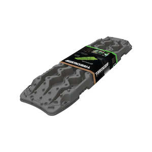 Ramps Levelling: Tred GT Compact Recovery Device Black