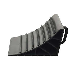 Ramps Levelling: Wheel Chock With Handle - Black