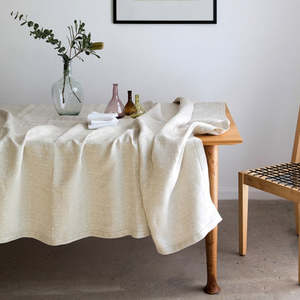Mungo Cloverleaf Linen Tablecloth ~ Natural