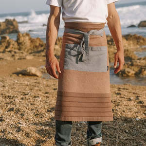 Mungo The Grill Apron ~ Salmon