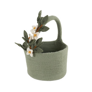 Easter: Gry & Sif Felt Basket with Flowers