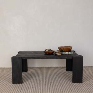 Furniture: Mura Coffee Table