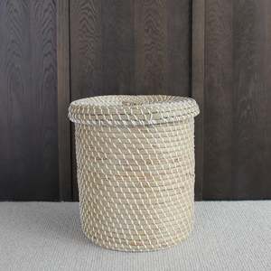 Bathroom: Willow Basket