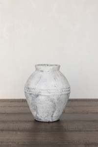 Pots Planters: Bakari Pot