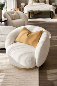 Furniture: Soren Occasional Chair