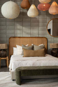 Furniture: Sana Square Headboard